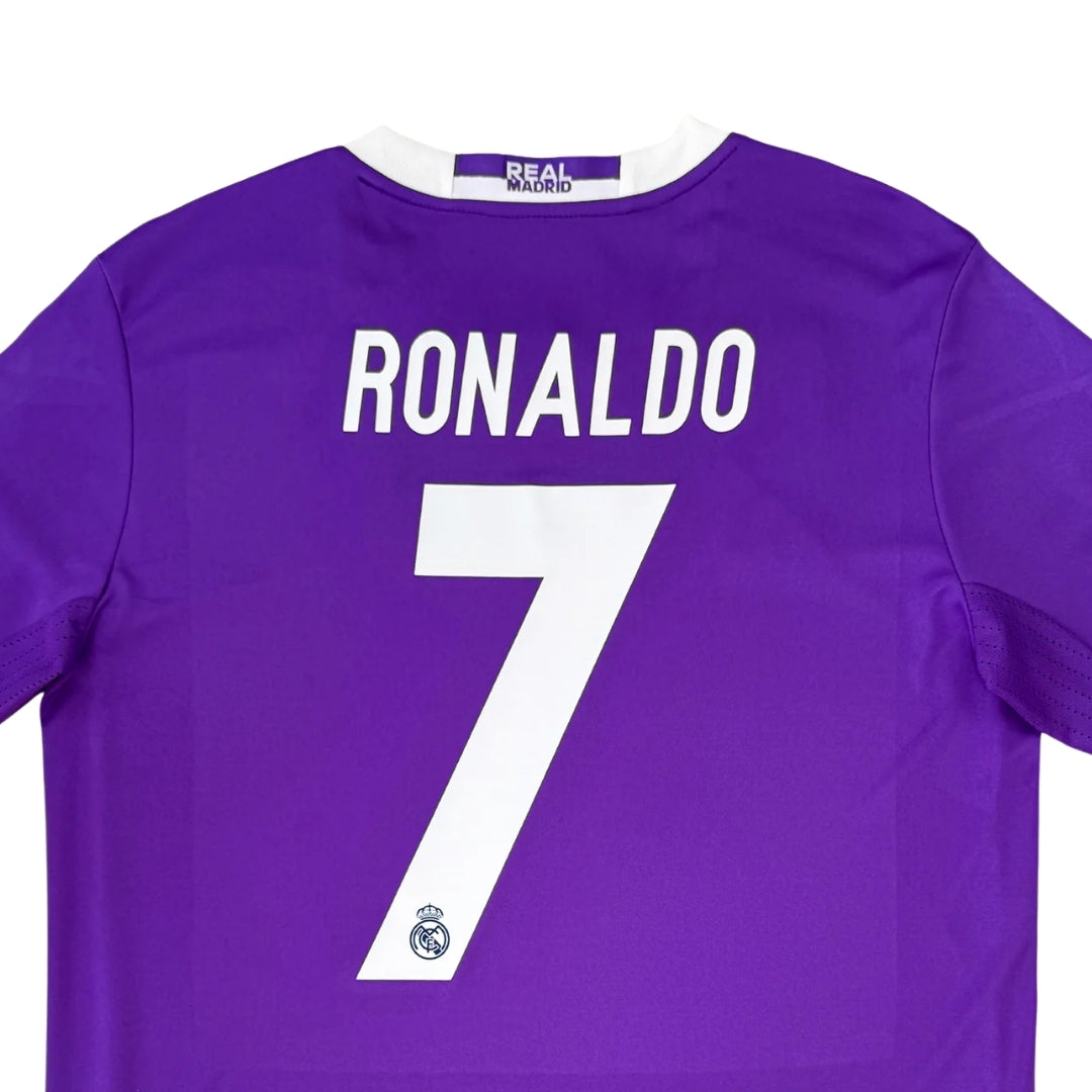 Real Madrid 2016/17 Visitante